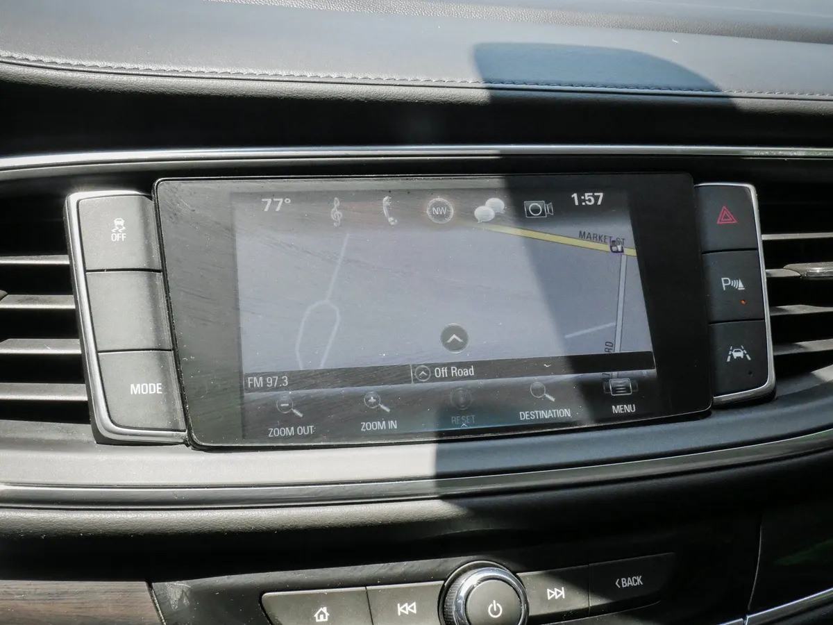 2019 Buick Enclave Premium thumbnail 24