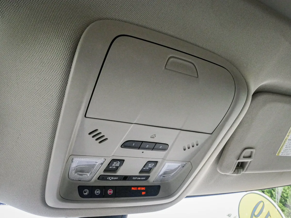 2019 Buick Enclave Premium thumbnail 26