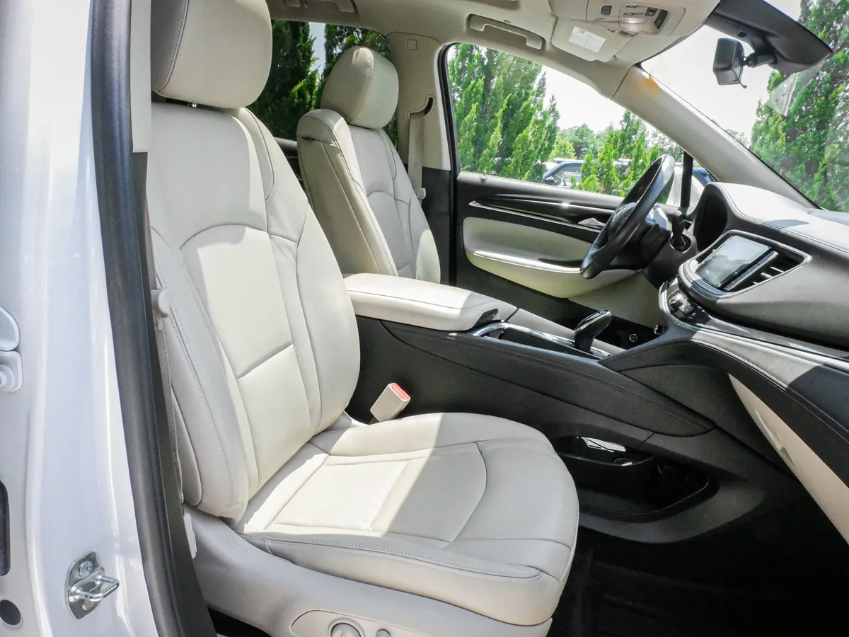 2019 Buick Enclave Premium thumbnail 33