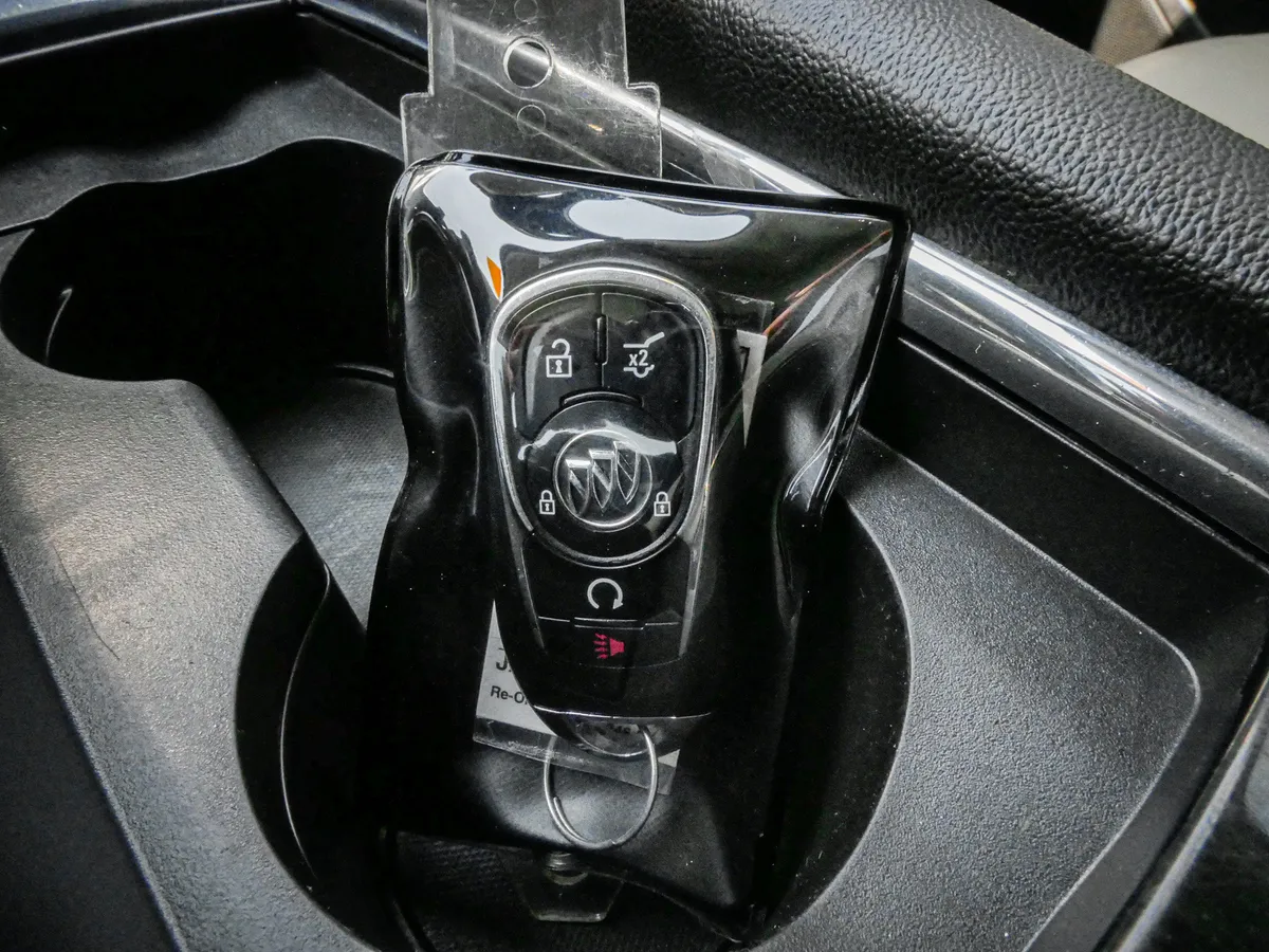 2019 Buick Enclave Premium thumbnail 36