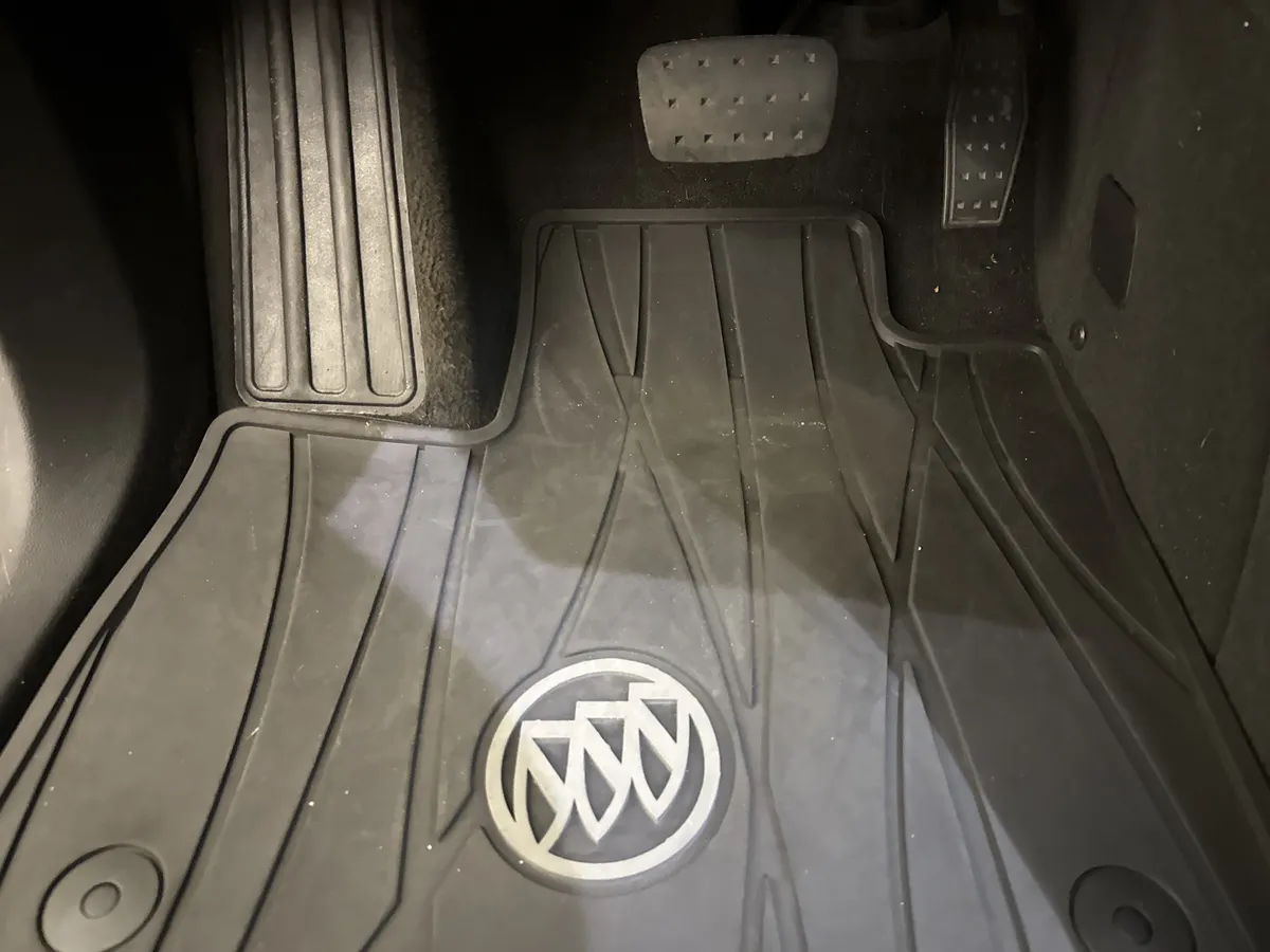 2019 Buick Enclave Premium thumbnail 14