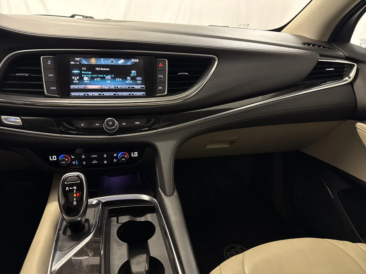 2019 Buick Enclave Premium thumbnail 20