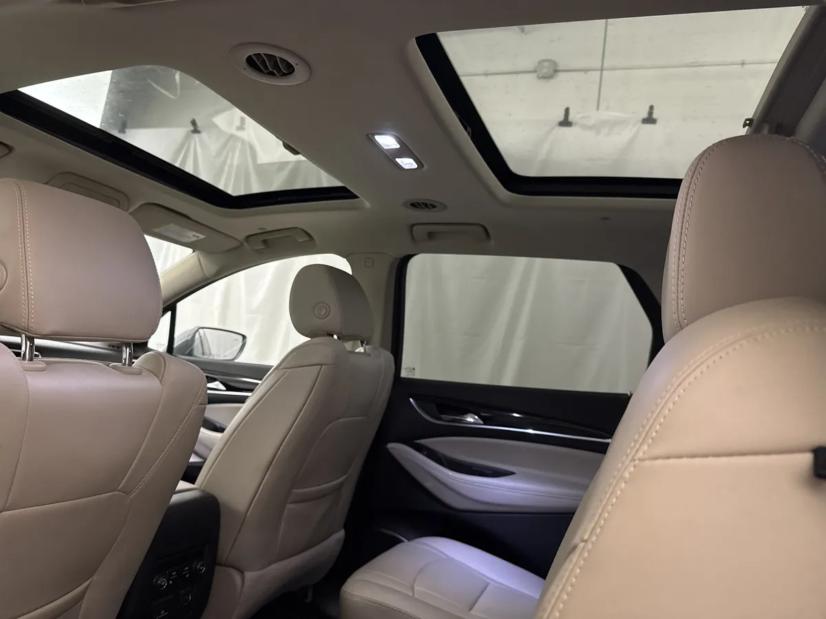 2019 Buick Enclave Premium thumbnail 28