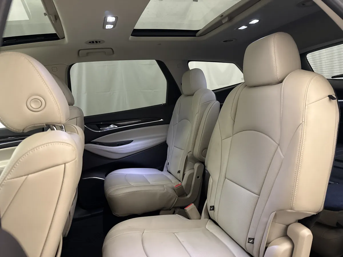 2019 Buick Enclave Premium thumbnail 29