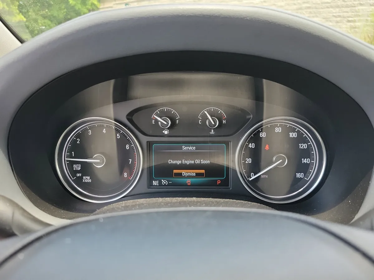 2019 Buick Enclave Premium thumbnail 17
