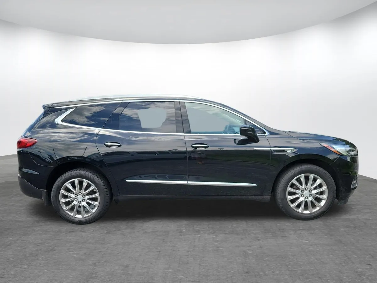 2019 Buick Enclave Premium thumbnail 21
