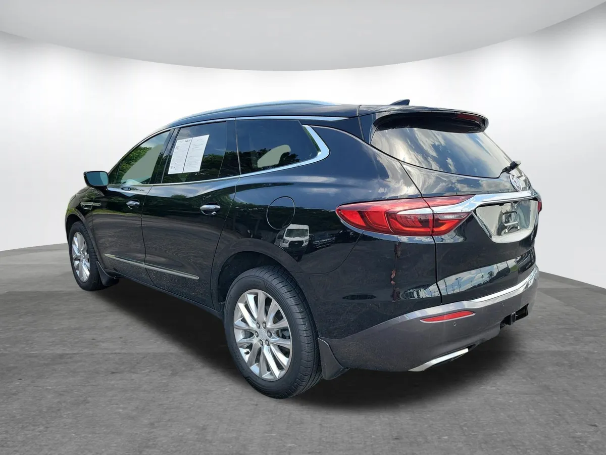 2019 Buick Enclave Premium thumbnail 24