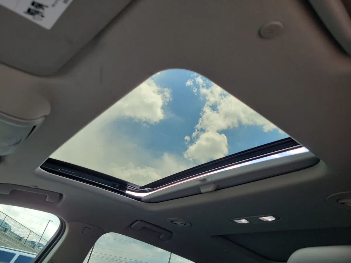 2019 Buick Enclave Premium thumbnail 6