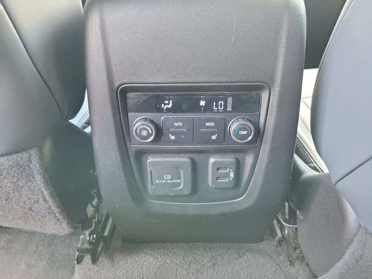 2019 Buick Enclave Premium thumbnail 9