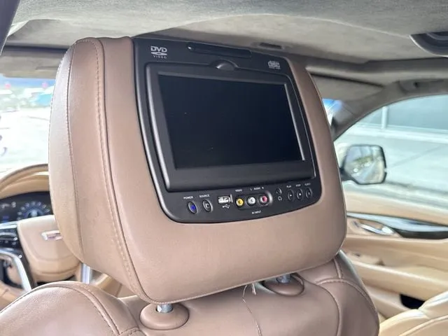 2019 CADILLAC Escalade ESV Platinum thumbnail 16