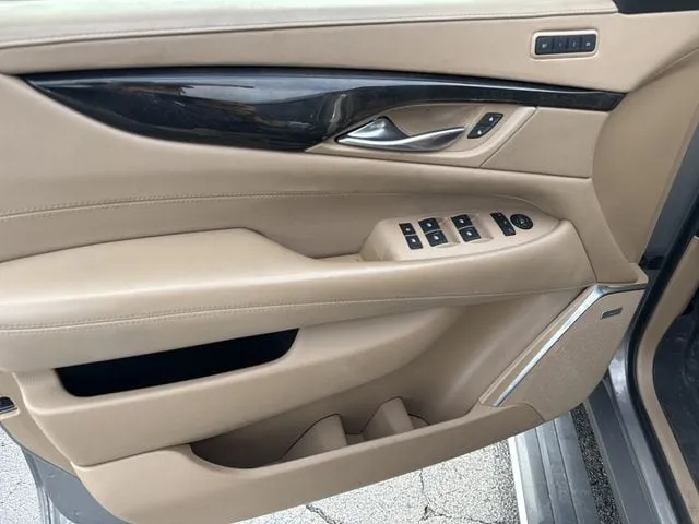 2019 CADILLAC Escalade ESV Platinum thumbnail 7