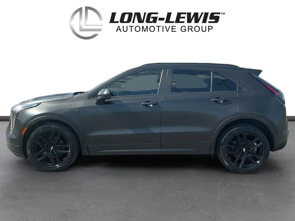 2019 Cadillac XT4 Sport thumbnail 2