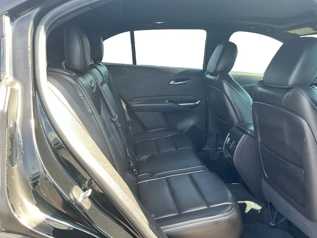 2019 Cadillac XT4 Sport thumbnail 23