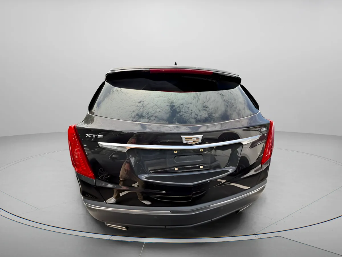 2019 CADILLAC XT5 Luxury FWD thumbnail 3