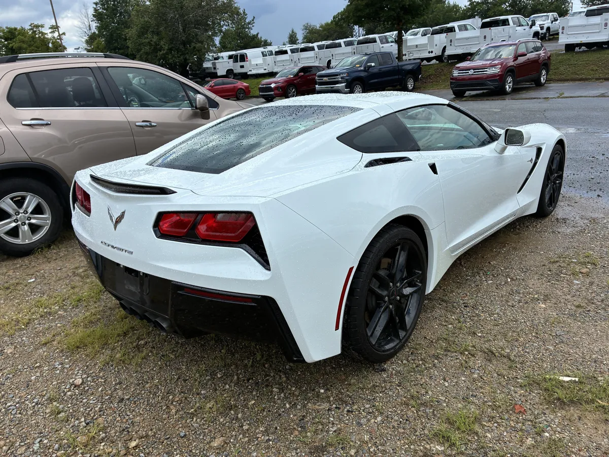 2019 Chevrolet Corvette Stingray 1LT thumbnail 8