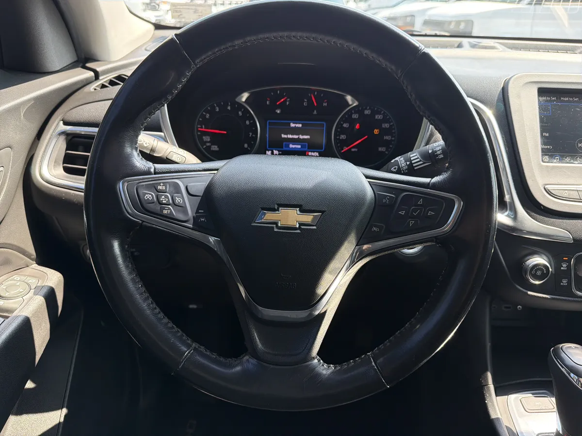 2019 Chevrolet Equinox LT thumbnail 17