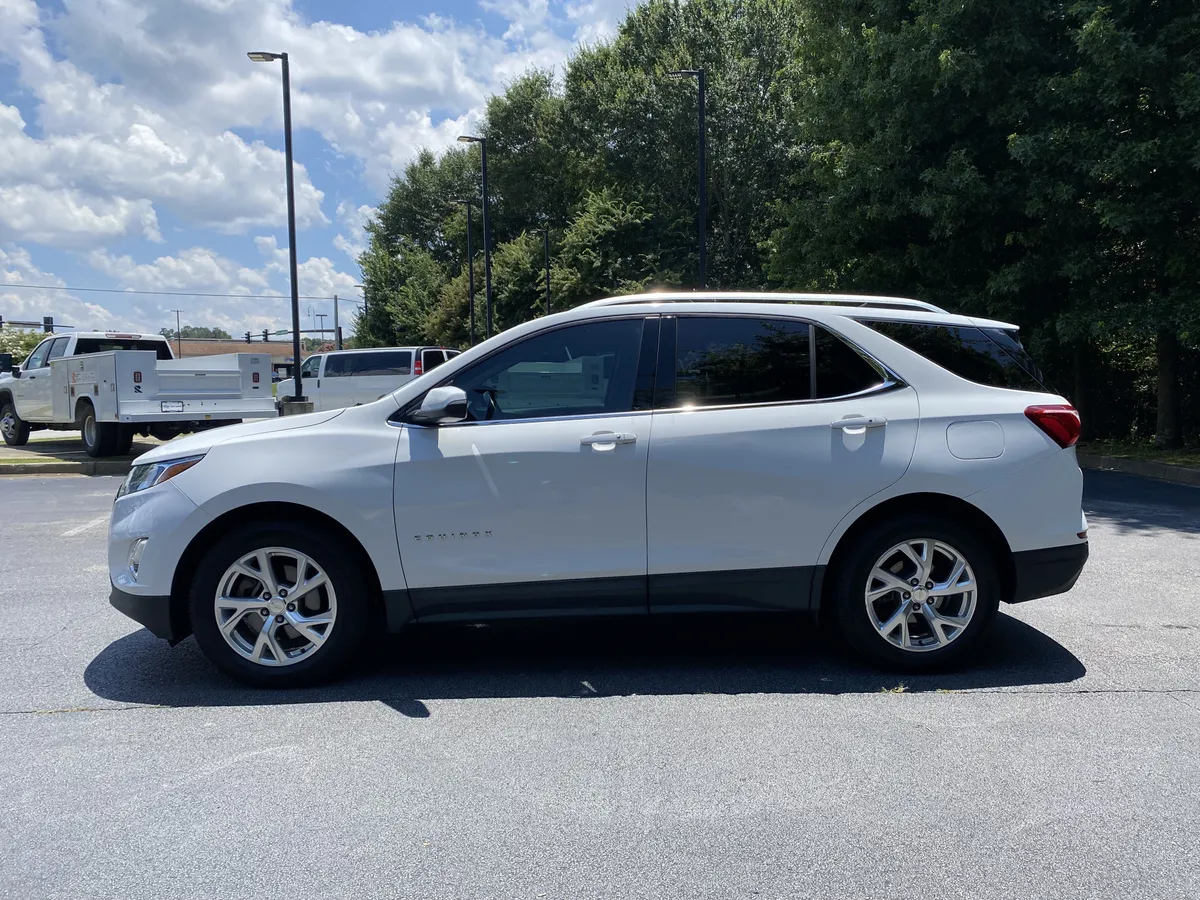 2019 Chevrolet Equinox LT thumbnail 5