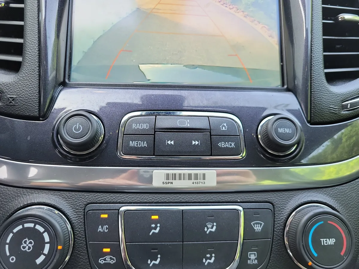 2019 Chevrolet Impala LS w/1FL thumbnail 18