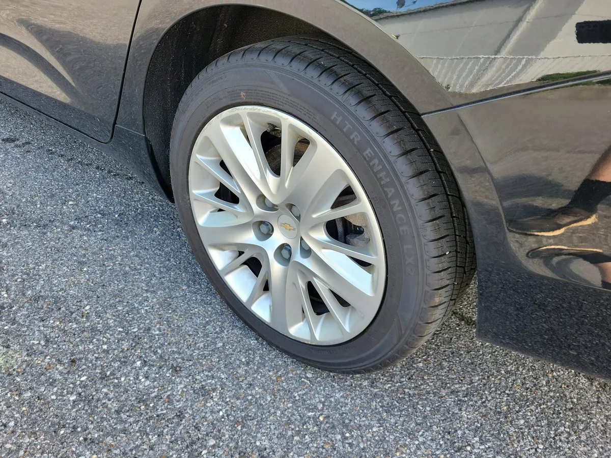 2019 Chevrolet Impala LS w/1FL thumbnail 27
