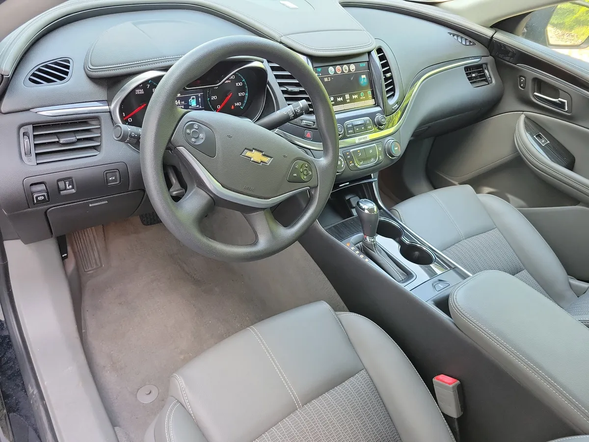 2019 Chevrolet Impala LS w/1FL thumbnail 8