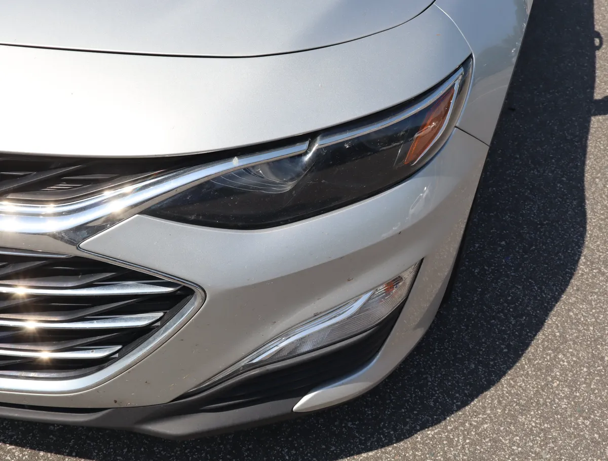 2019 Chevrolet Malibu LS thumbnail 10