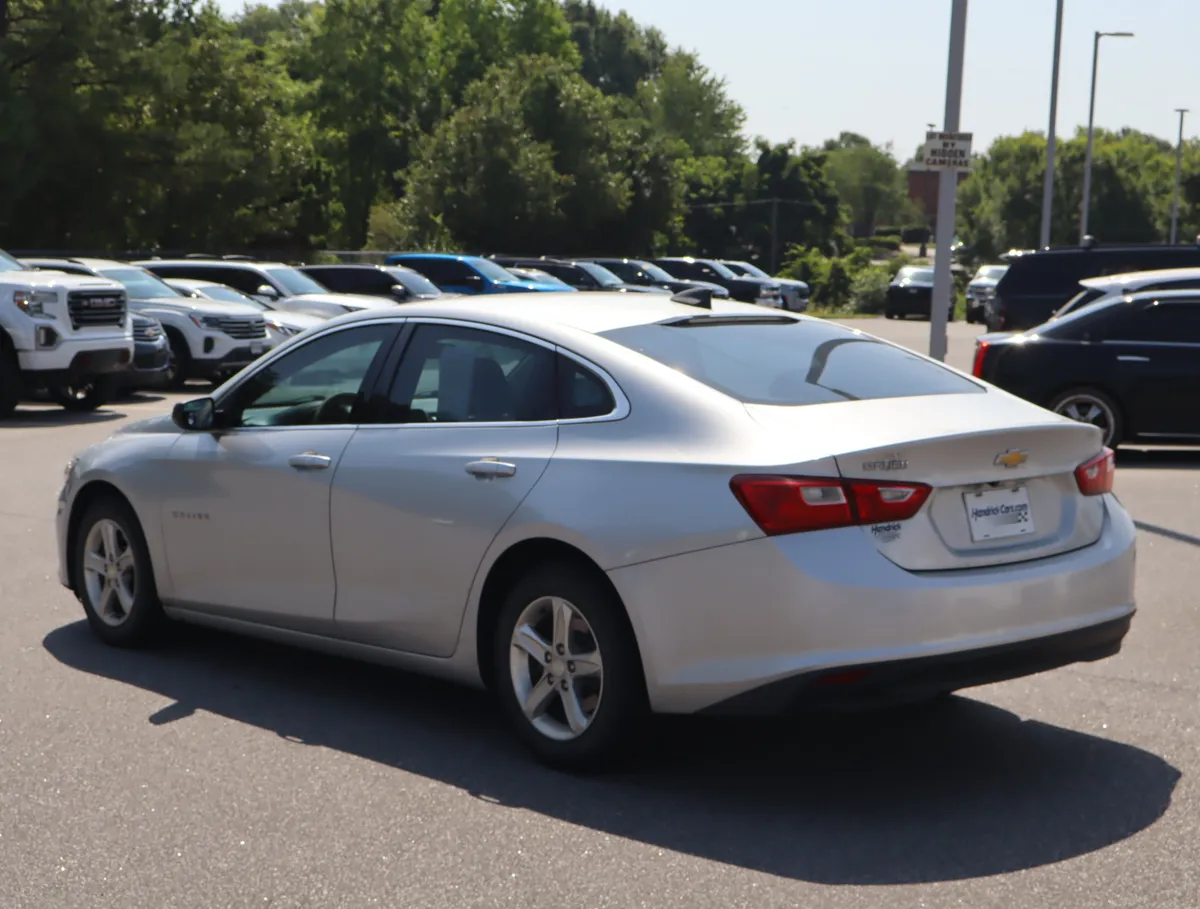 2019 Chevrolet Malibu LS thumbnail 6