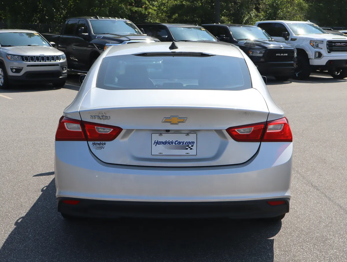 2019 Chevrolet Malibu LS thumbnail 7