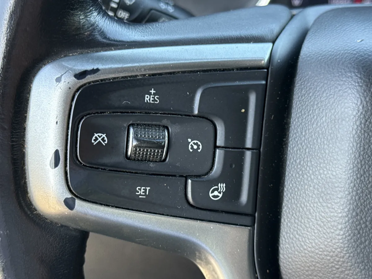 2019 Chevrolet Silverado 1500 LT thumbnail 25