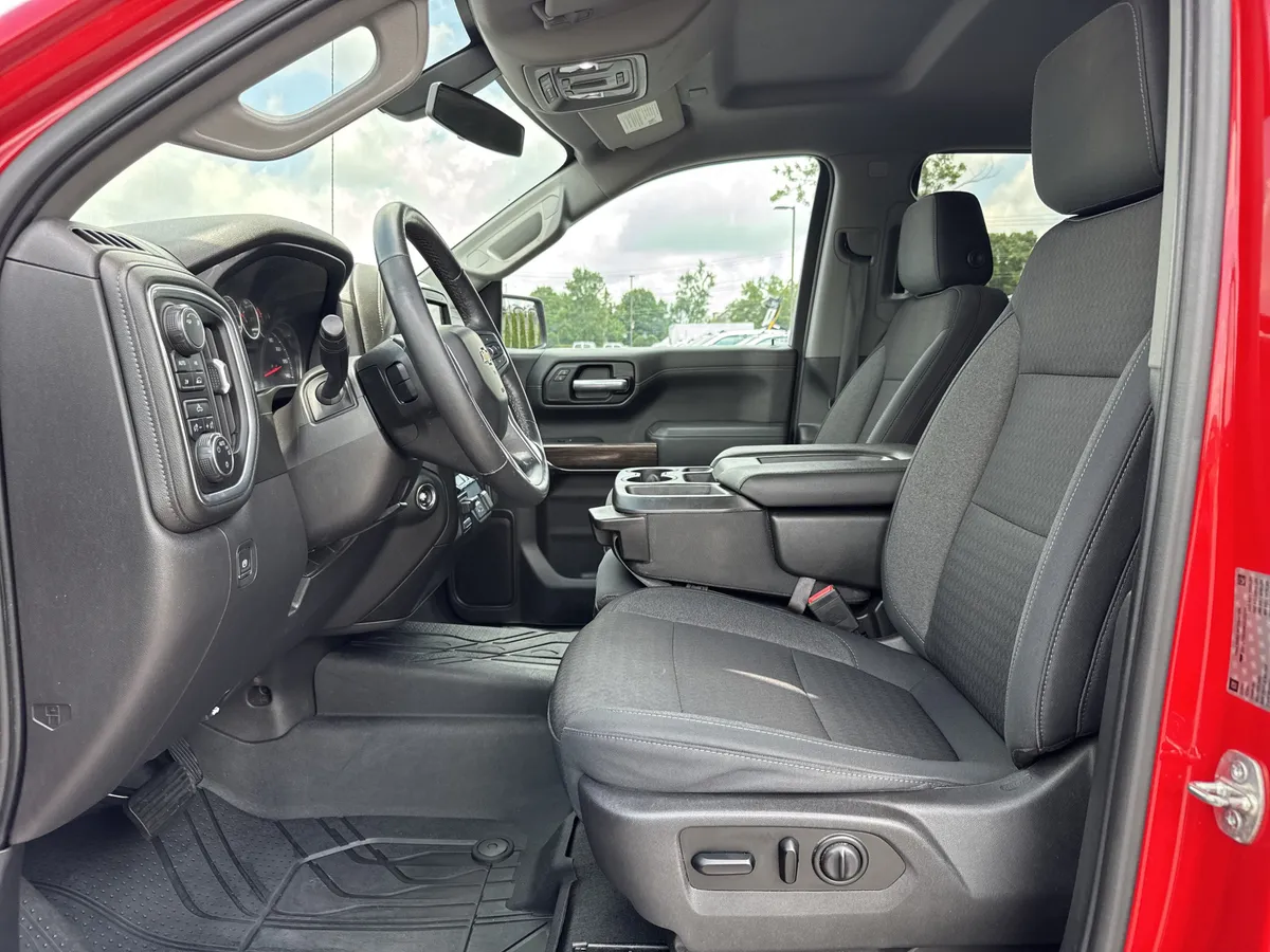2019 Chevrolet Silverado 1500 LT thumbnail 15