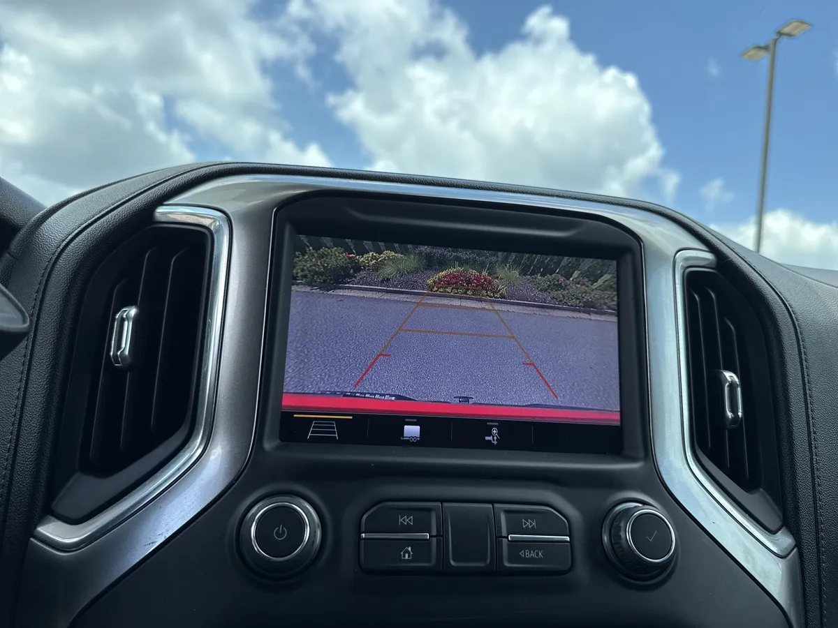 2019 Chevrolet Silverado 1500 LT thumbnail 24