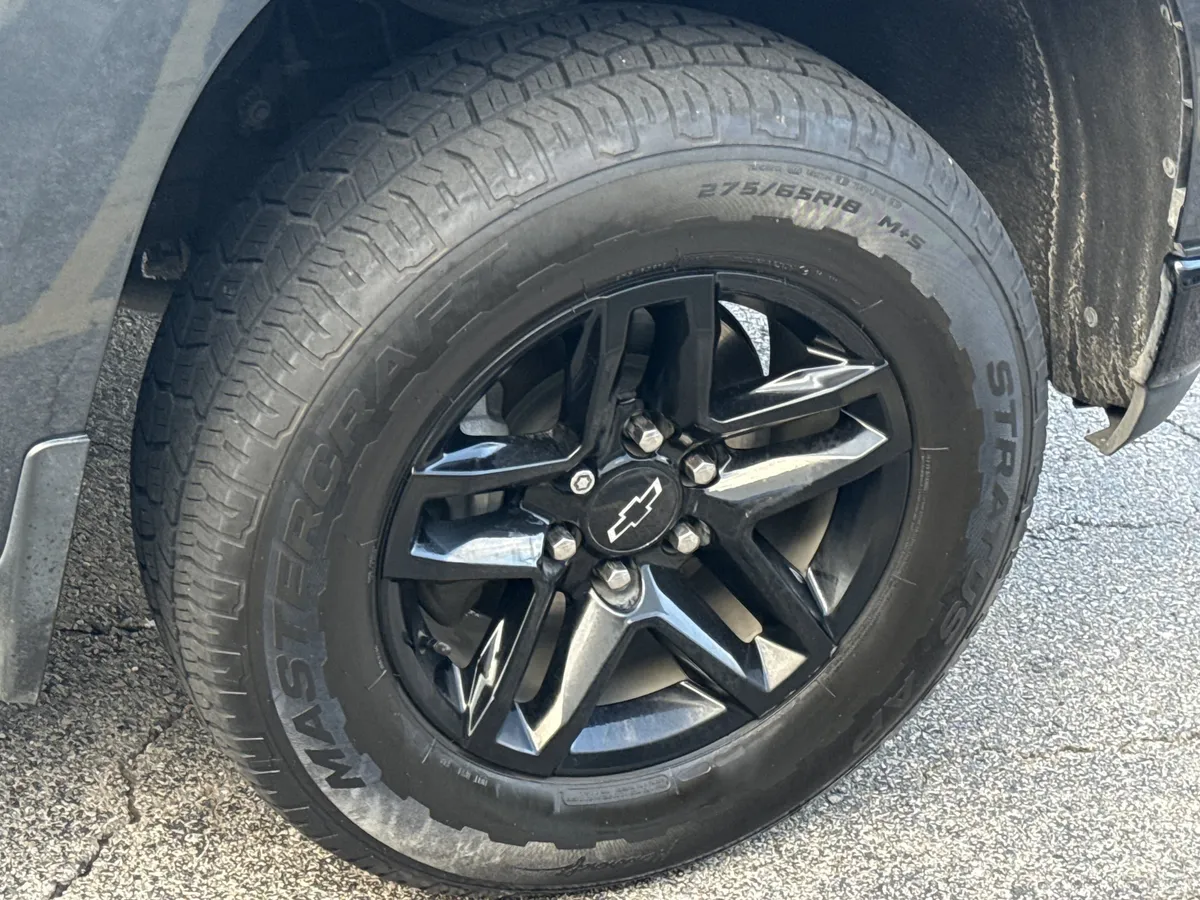 2019 Chevrolet Silverado 1500 LT Trail Boss thumbnail 6