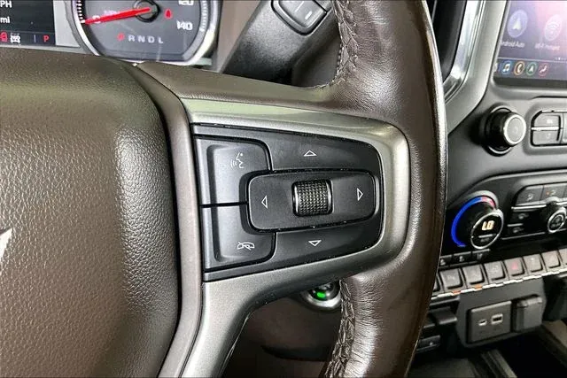 2019 Chevrolet Silverado 1500 LTZ thumbnail 11