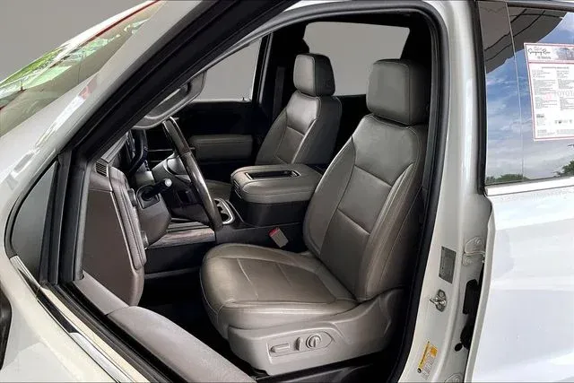 2019 Chevrolet Silverado 1500 LTZ thumbnail 18