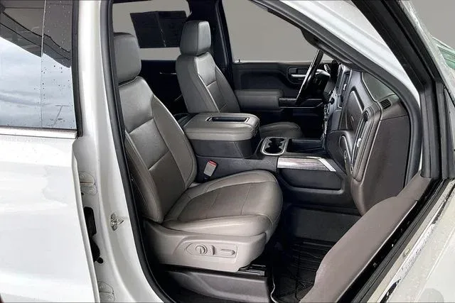 2019 Chevrolet Silverado 1500 LTZ thumbnail 27