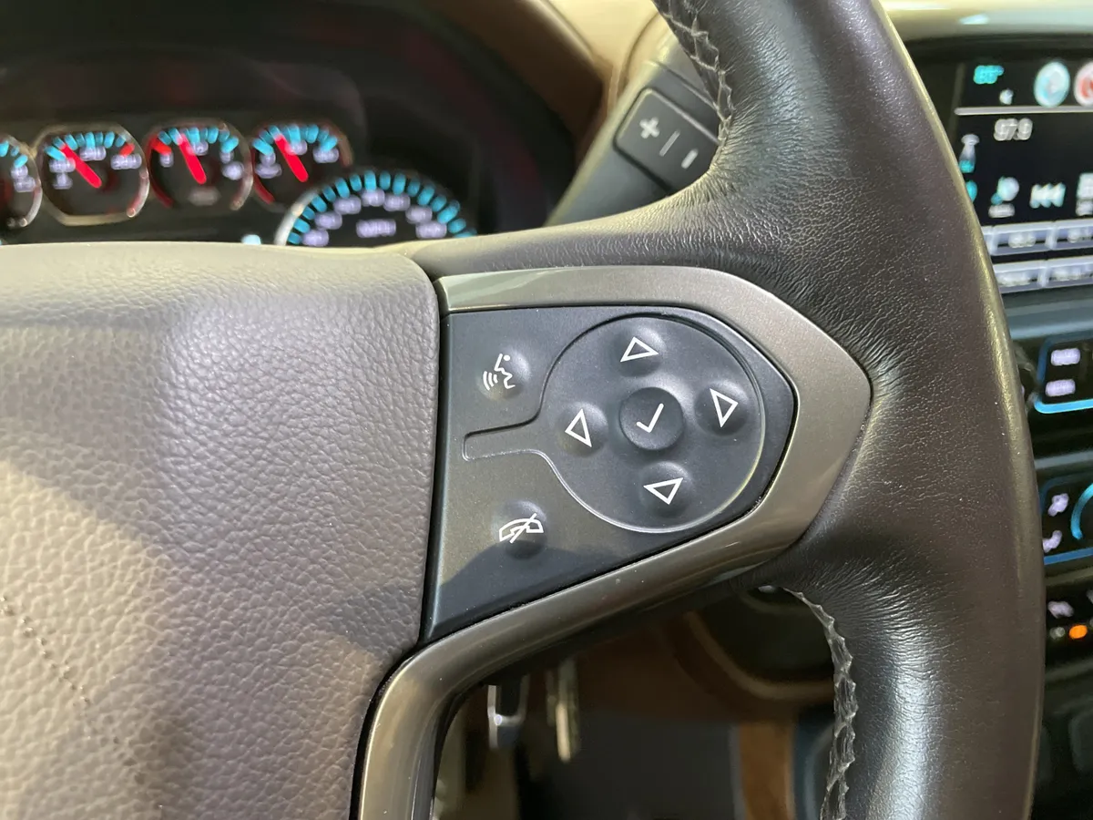 2019 Chevrolet Silverado 2500HD High Country thumbnail 21