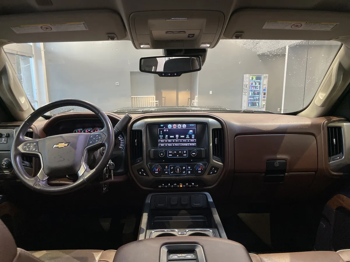 2019 Chevrolet Silverado 2500HD High Country thumbnail 30
