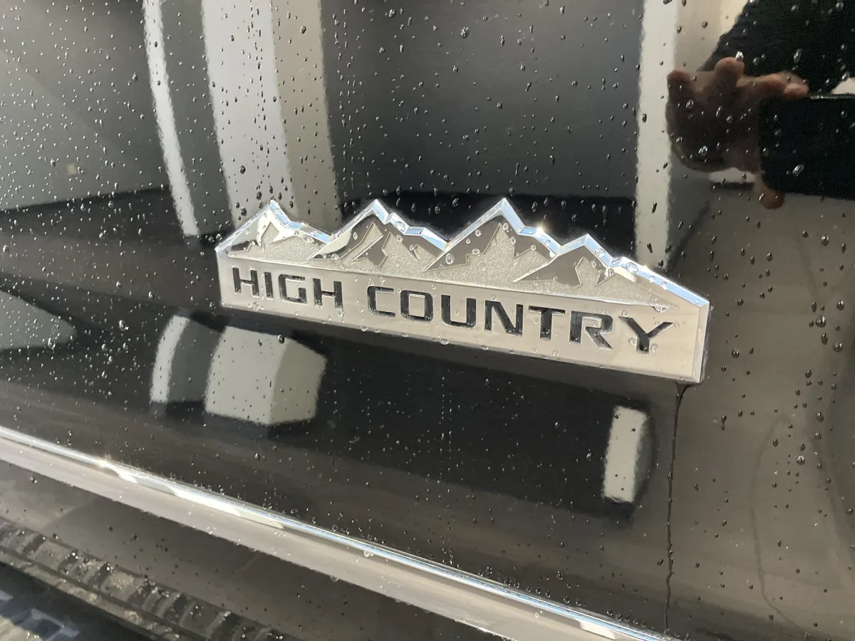 2019 Chevrolet Silverado 2500HD High Country thumbnail 36