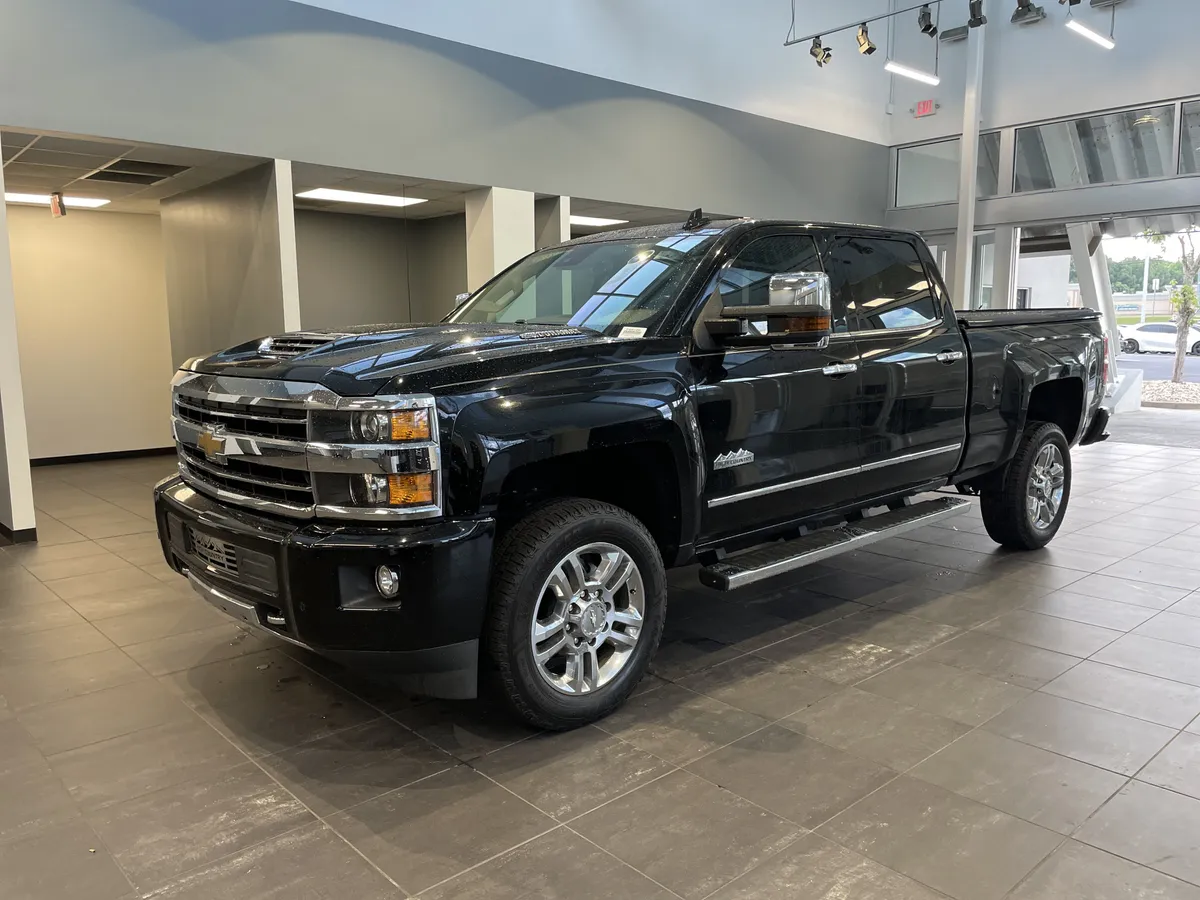 2019 Chevrolet Silverado 2500HD High Country thumbnail 5