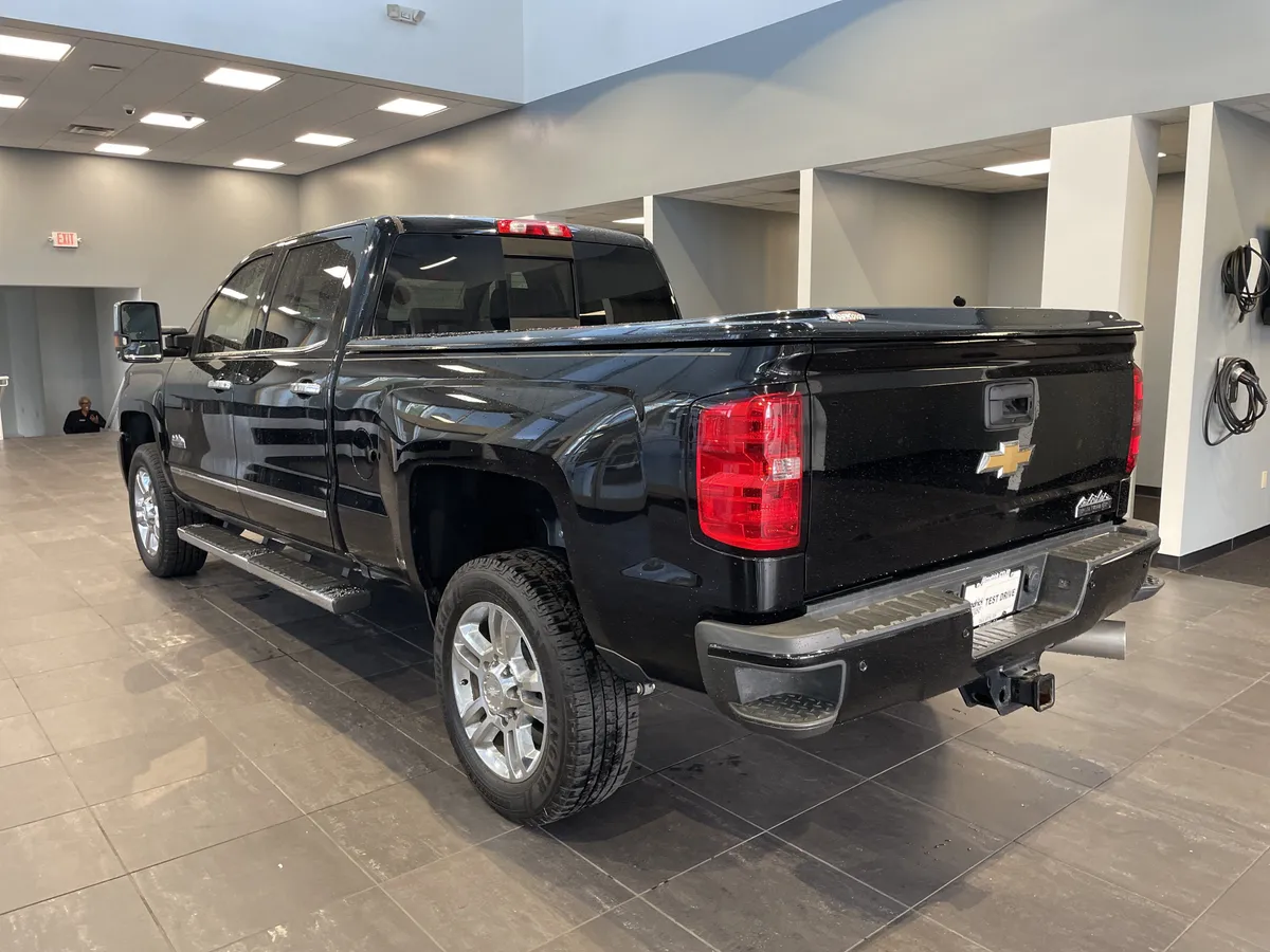 2019 Chevrolet Silverado 2500HD High Country thumbnail 7