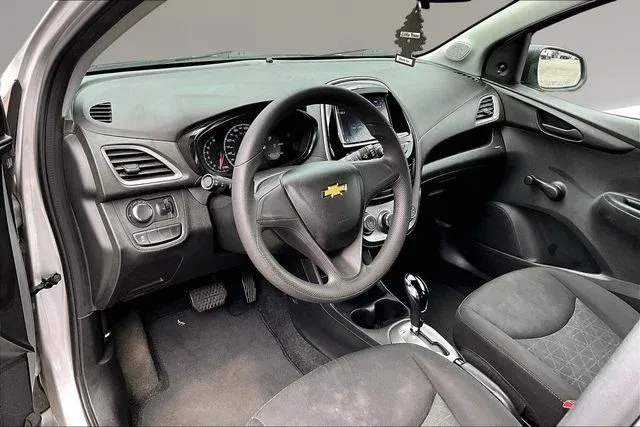 2019 Chevrolet Spark LS thumbnail 12