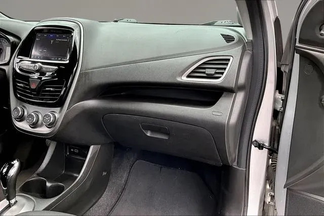 2019 Chevrolet Spark LS thumbnail 19