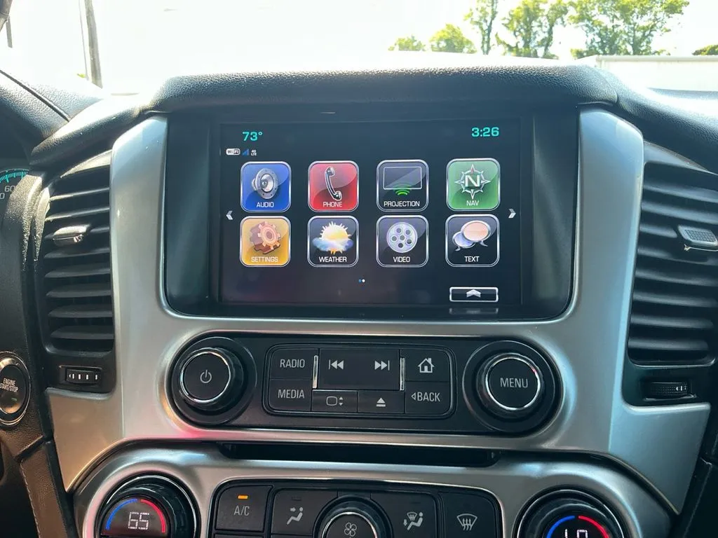 2019 Chevrolet Suburban Premier thumbnail 26