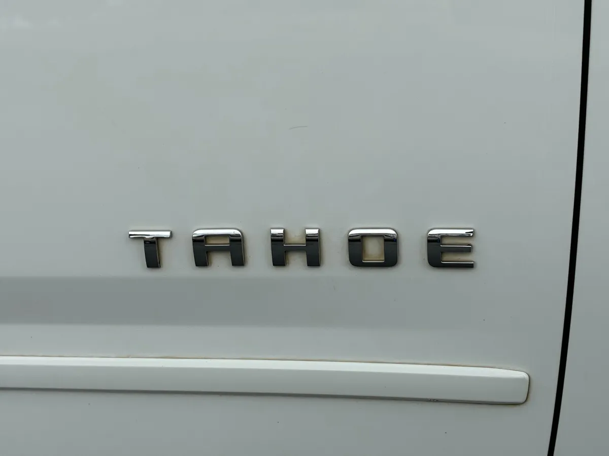 2019 Chevrolet Tahoe LS thumbnail 11