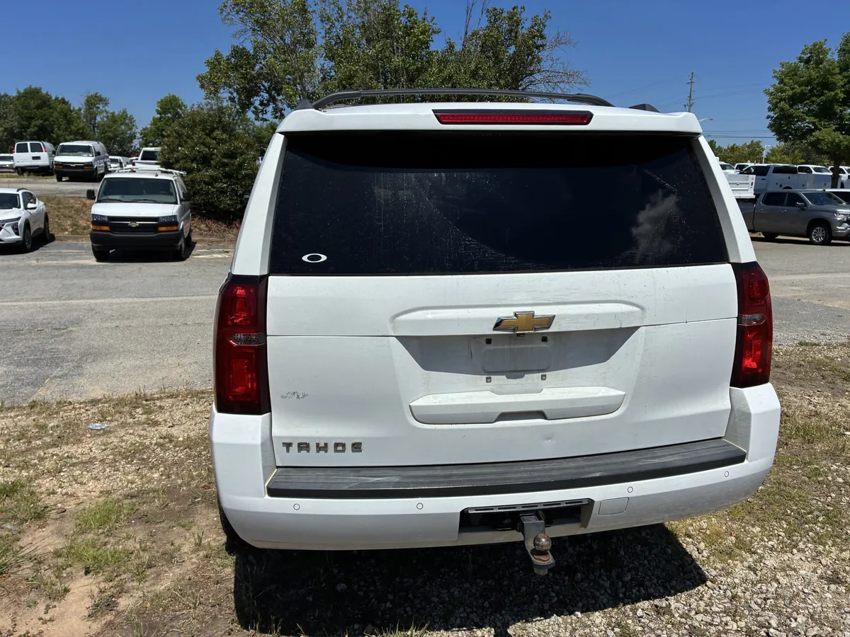 2019 Chevrolet Tahoe LS thumbnail 12