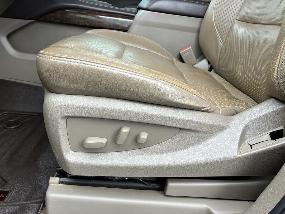 2019 Chevrolet Tahoe LS thumbnail 33