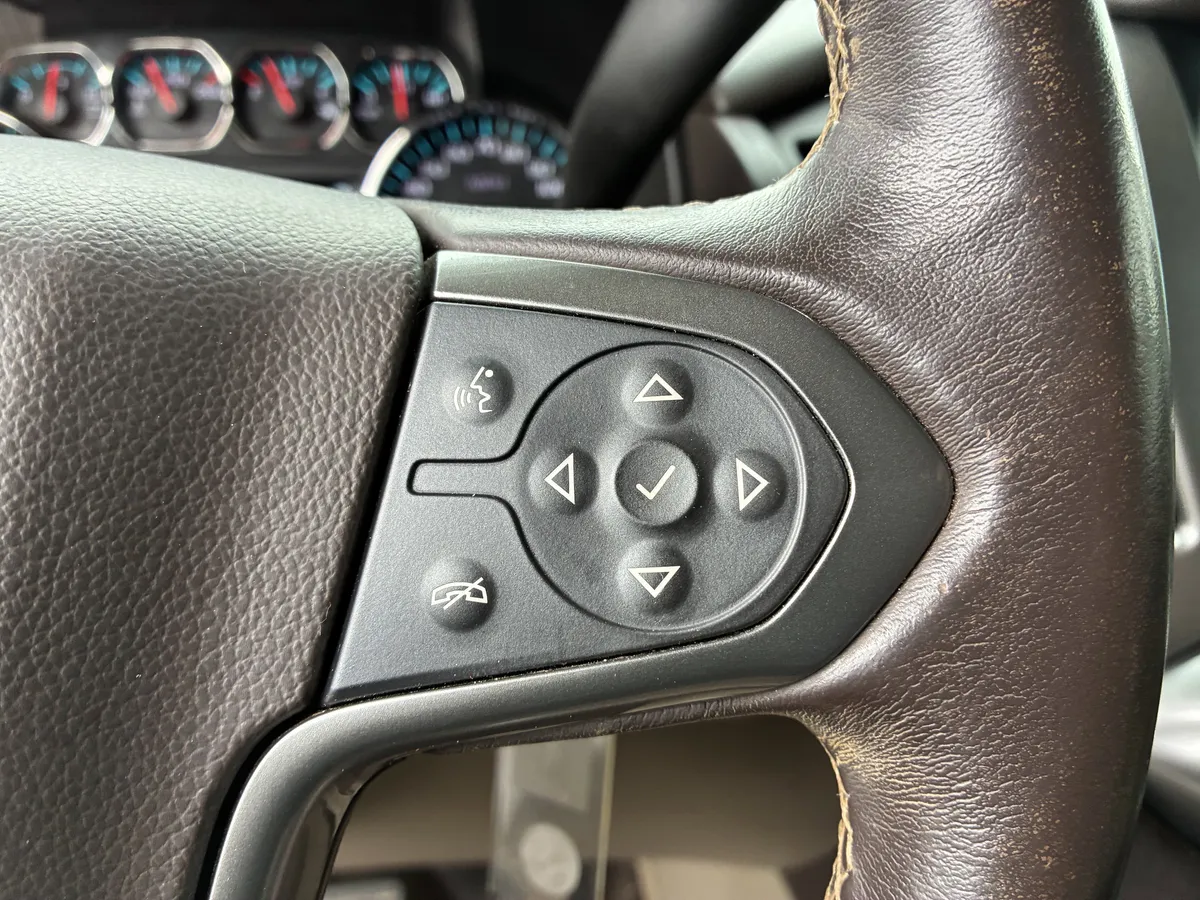2019 Chevrolet Tahoe LS thumbnail 35