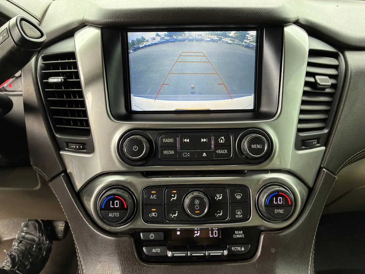 2019 Chevrolet Tahoe LS thumbnail 38