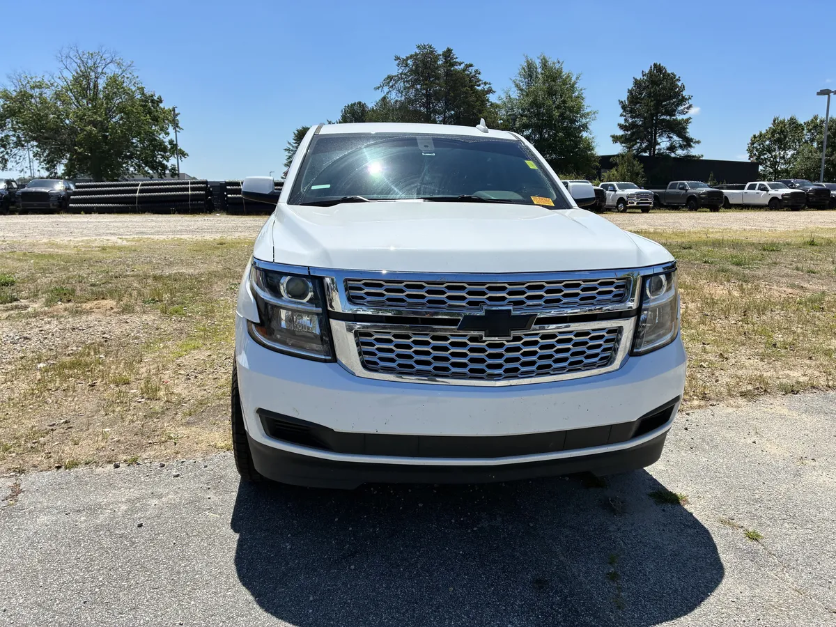 2019 Chevrolet Tahoe LS thumbnail 4
