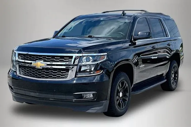 2019 Chevrolet Tahoe LT thumbnail 2