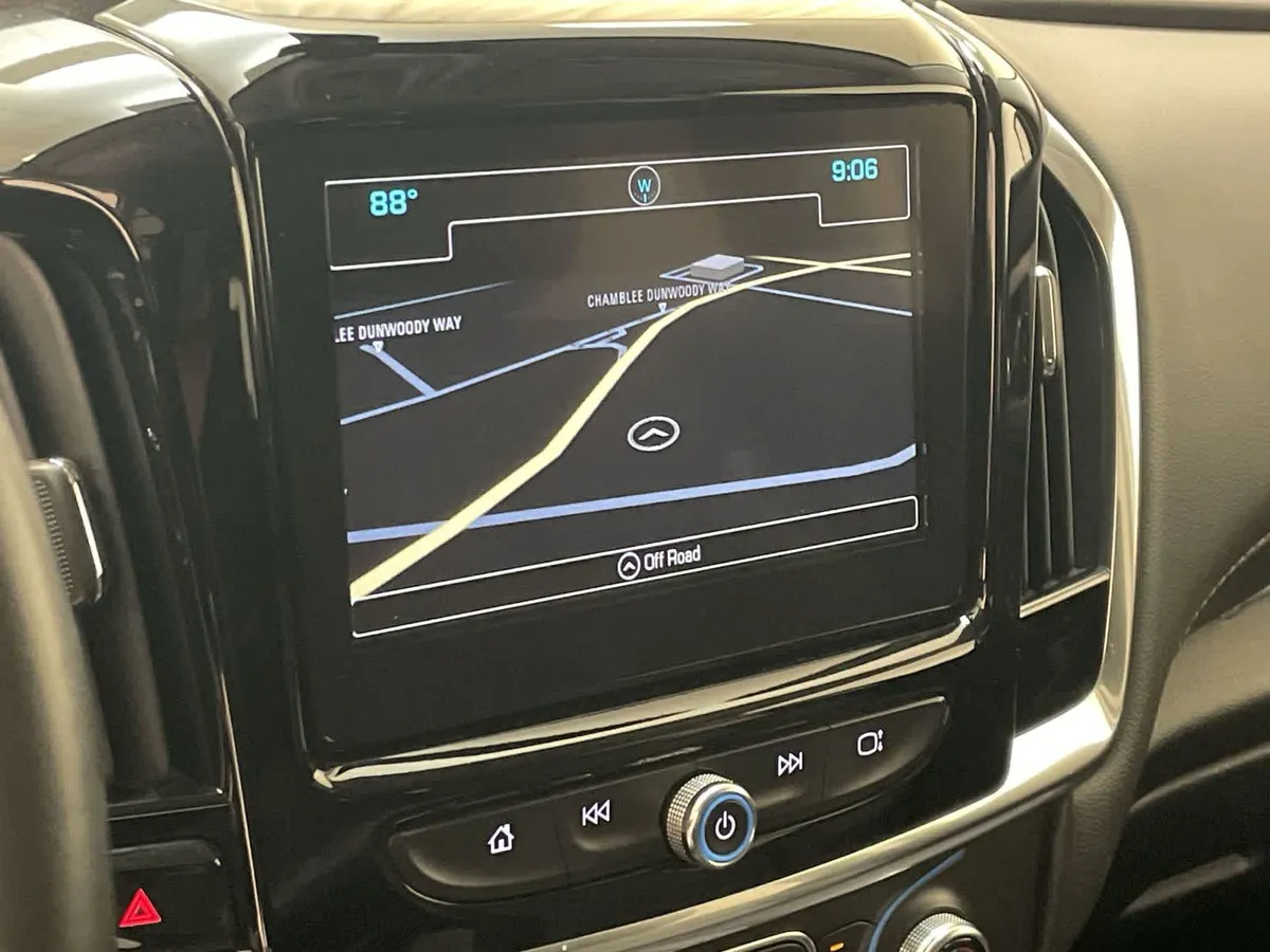 2019 Chevrolet Traverse LT Leather thumbnail 4